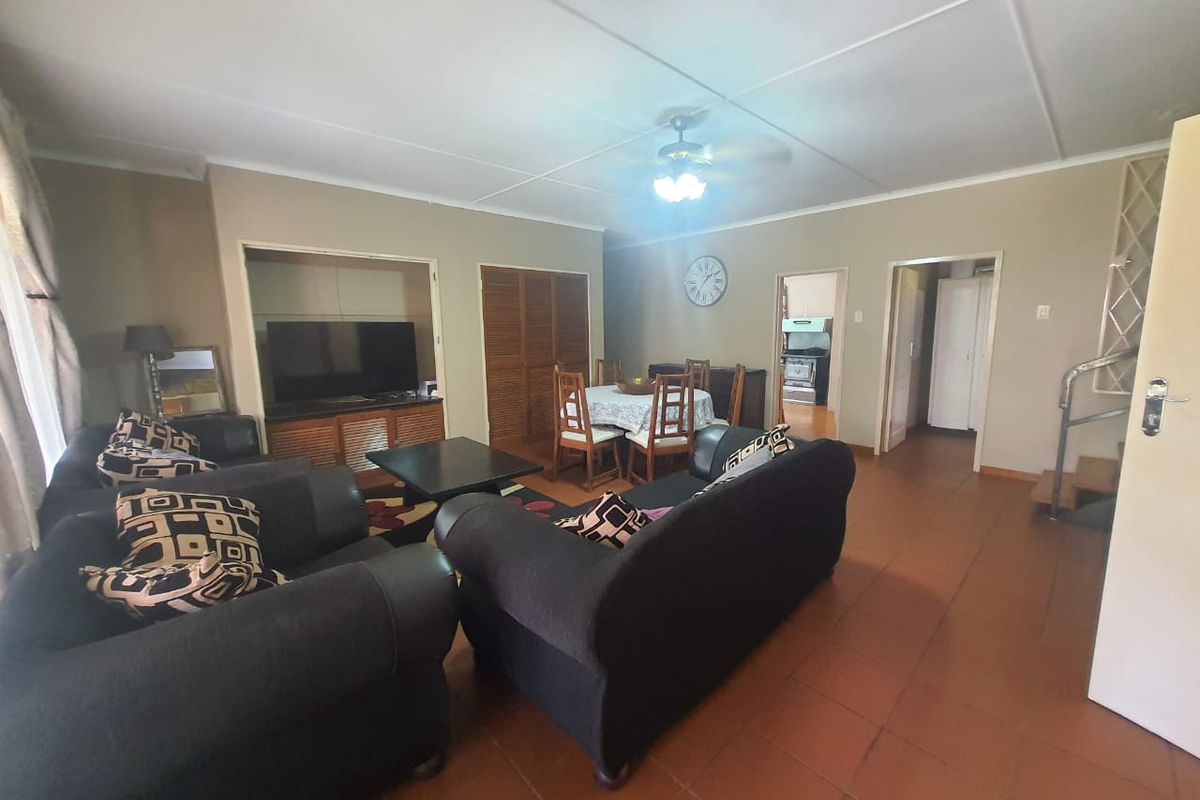 Beautiful Plot With Endless Potential For Sale. - Photo 5