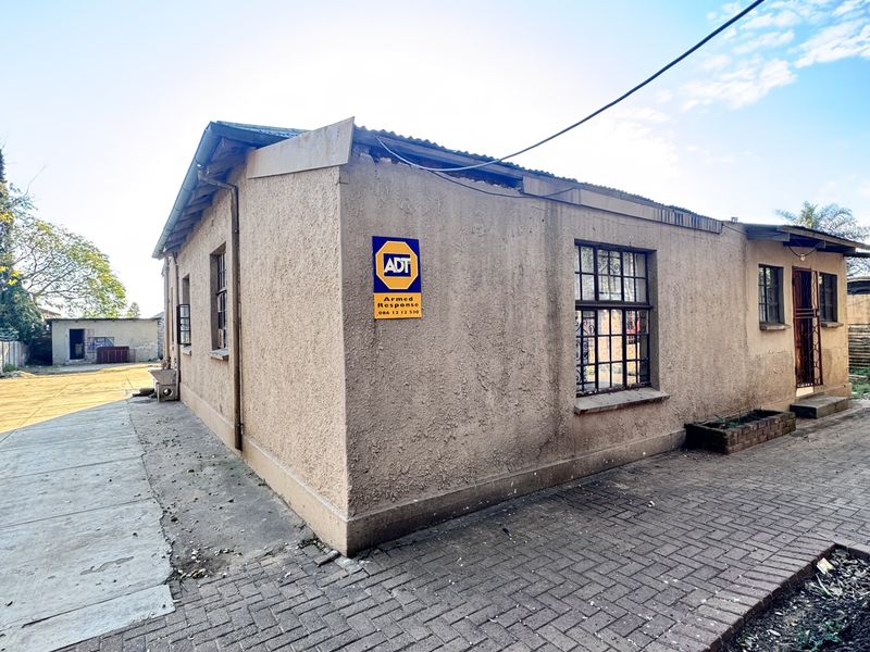 Investment Opportunity in Witbank CBD | Ideal for Rental Income - Photo 1