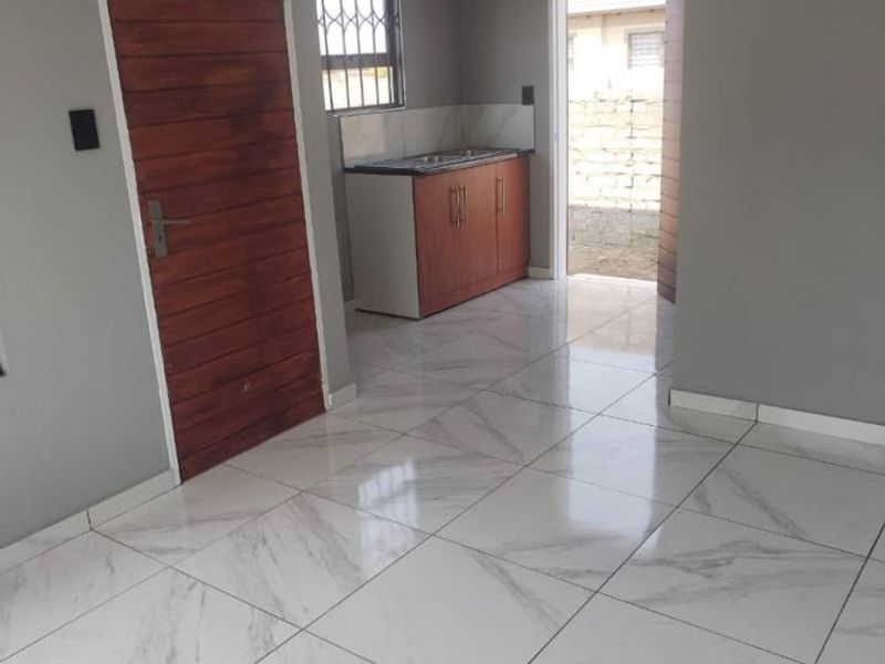 FOR SALE | VANDERBIJLPARK CE7 3-Bedroom Home with Great Potential. - Photo 3
