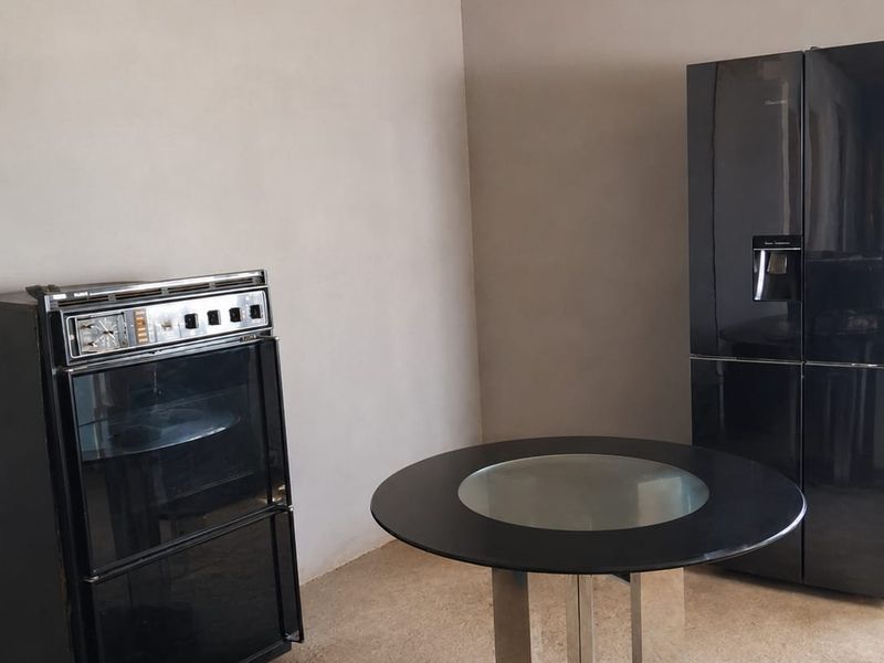 NEWLY BUILT HOME FOR SALE IN DE DEUR – FINISH IT YOUR WAY! - Photo 2