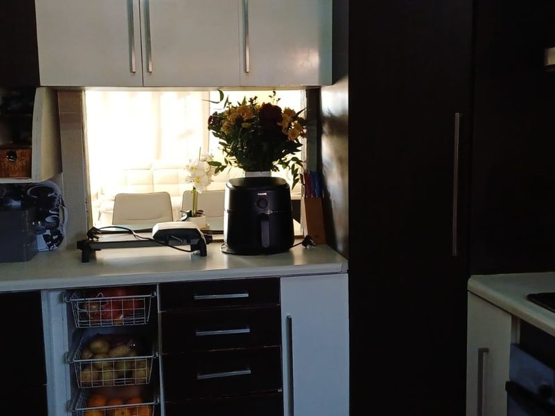“Safe, spacious, and ready for family memories - Photo 6