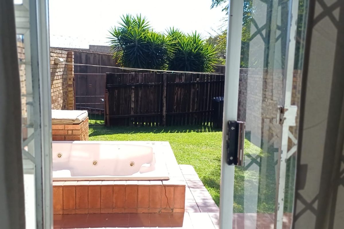 “Safe, spacious, and ready for family memories - Photo 2