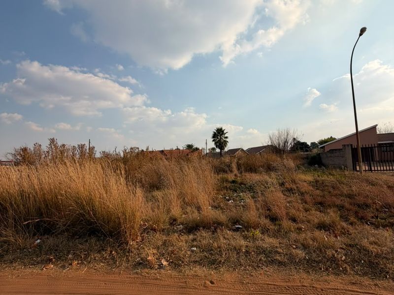 VACANT STAND FOR SALE 1,010m2 - Photo 5