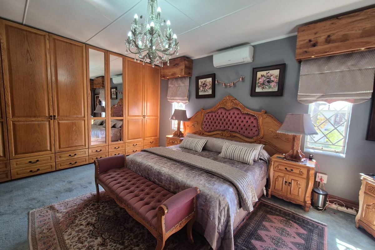 Bargain Mansion with Resort-Style Living! - Photo 4