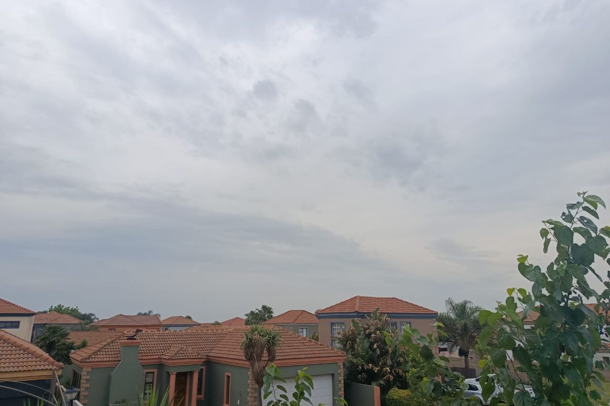 2 Bedroom Duplex Unit to Rent in Oakland Estate - Photo 3