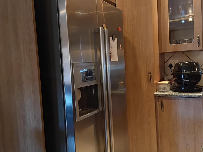The Perfect Lock-Up-and-Go Lifestyle - Photo 6