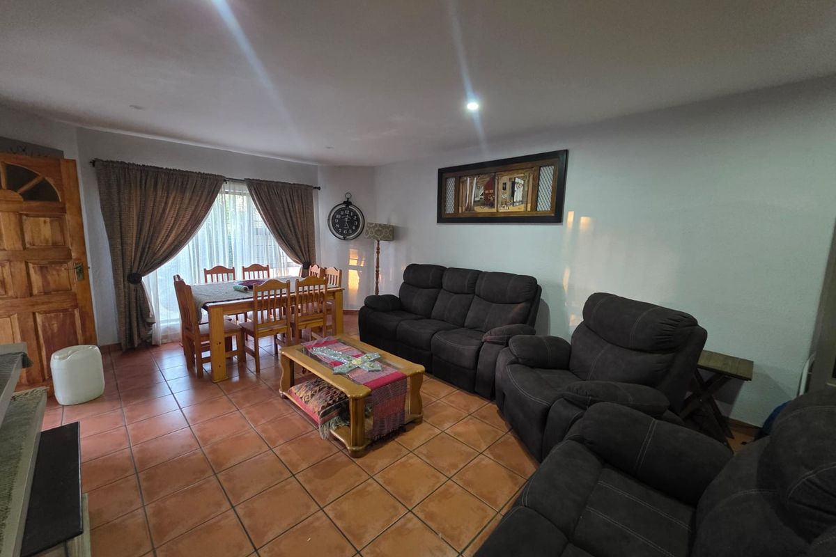 🏡 BEAUTIFUL DUPLEX TOWNHOUSE TO RENT IN VAALPARK 🏡 - Photo 4