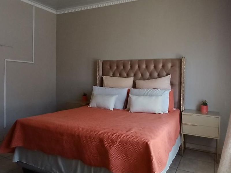 Welcome to a beautifully maintained family home. - Photo 10