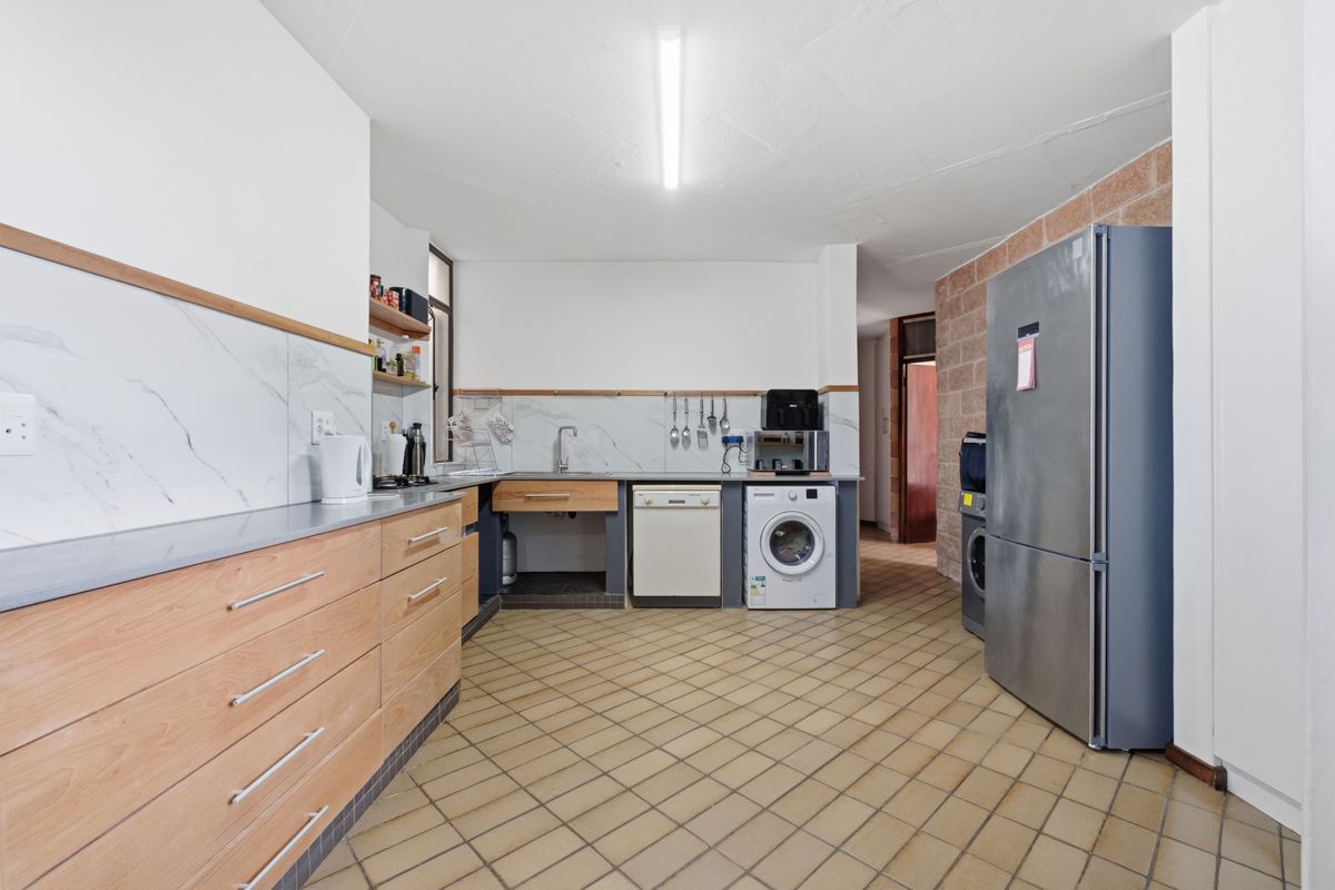 Luxury Sea View Apartment Near Compensation Beach – The Perfect Investment & Family Holiday Home - Photo 3