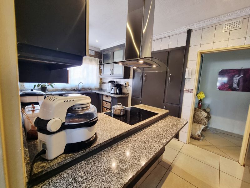 Beautiful house for sale - Photo 5