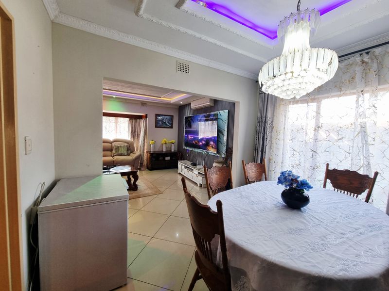 Beautiful house for sale - Photo 9