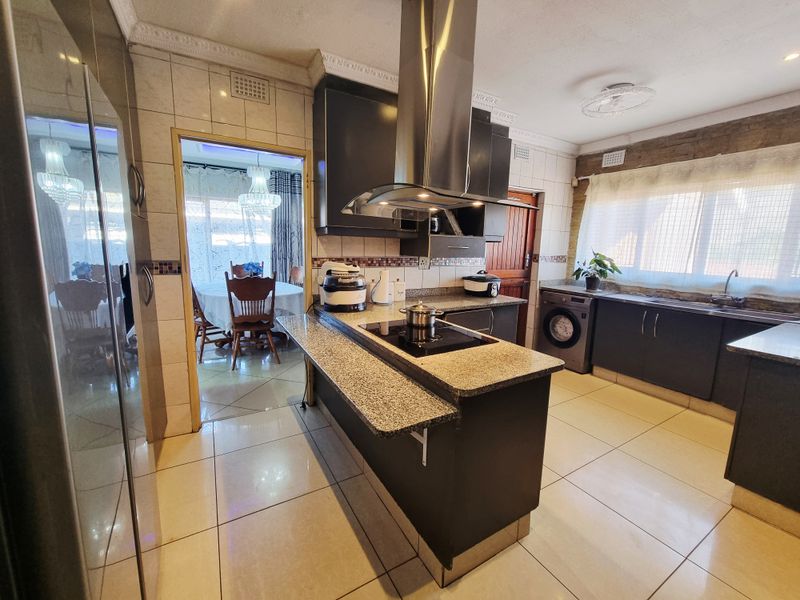 Beautiful house for sale - Photo 4