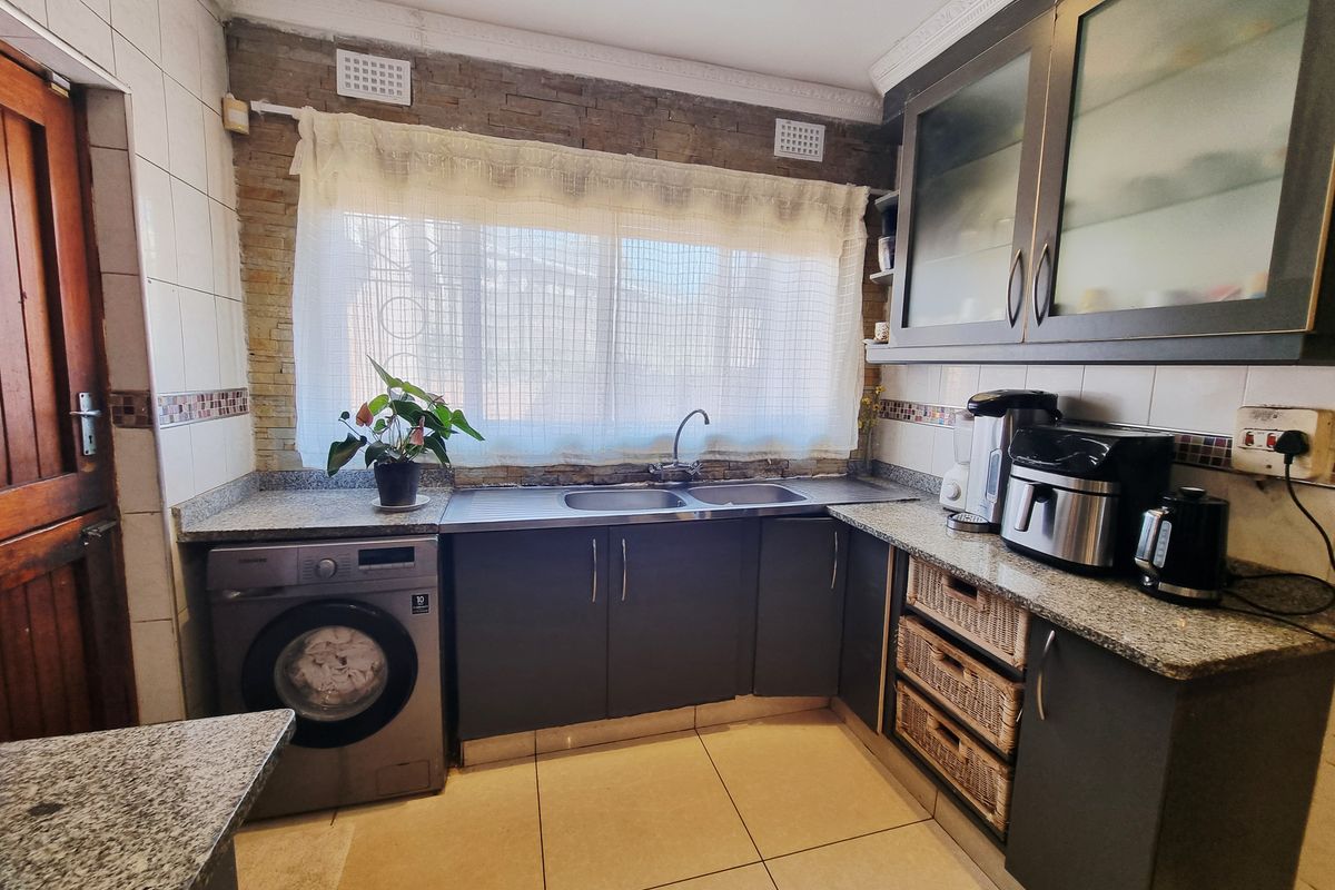 Beautiful house for sale - Photo 3