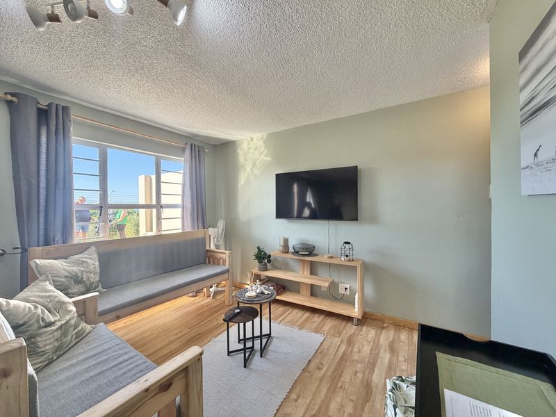 3 Bedroom Apartment in Marina Martinique - Photo 4