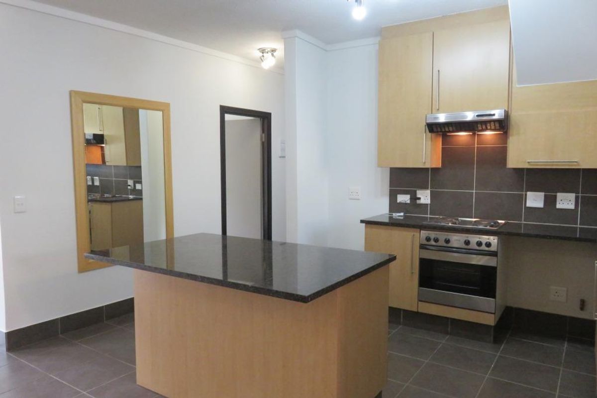 Beautiful 3 Bed thatch Townhouse for sale in this amazing complex. - Photo 5