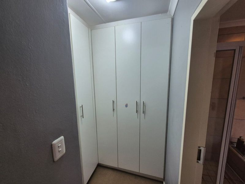 4 Bedroom Family Townhouse on Offer! - Photo 10