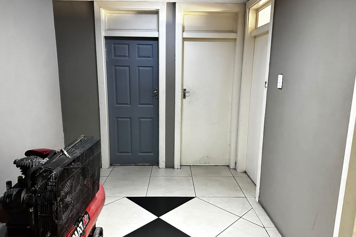 Exceptional Investment Opportunity – Fully Tenanted Income-Generating Property - Photo 5