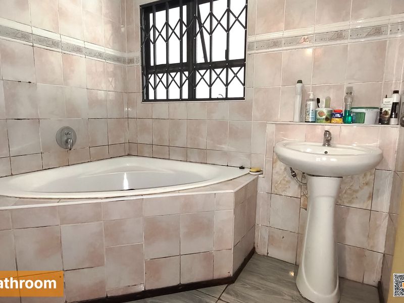 Gorgeous 3 Bedroom Home in Farningham Ridge - Photo 6
