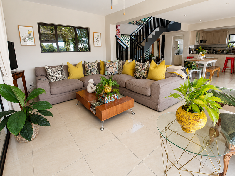 Modern En-suite Luxury in Secure Palm Lakes Estate - Photo 7