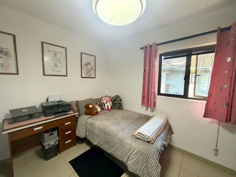 Neat 2-Bedroom Apartment to Rent in Bay Ridge, Meerensee - Photo 8