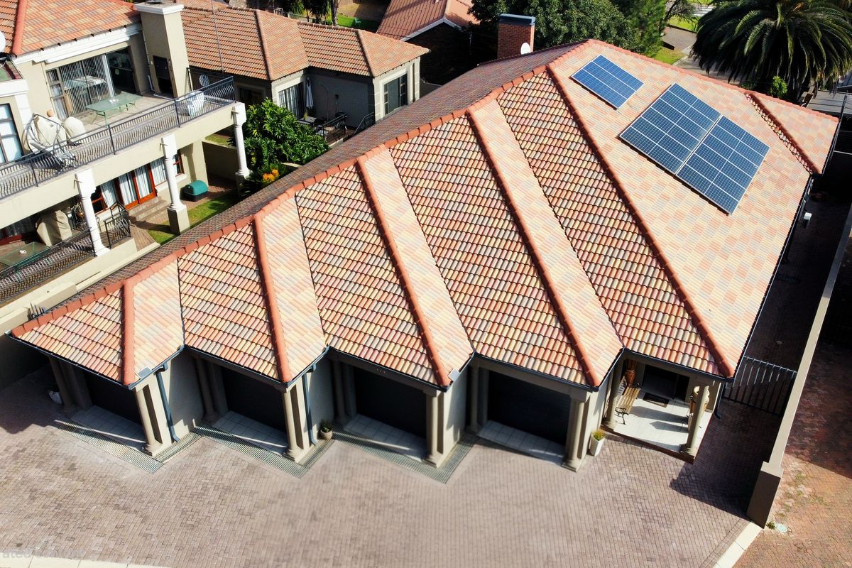 Executive Living Redefined: Ultimate Off Grid Luxury & Entertainment - Photo 3