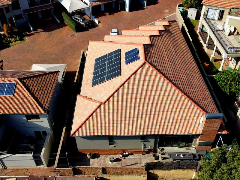 Executive Living Redefined: Ultimate Off Grid Luxury & Entertainment - Photo 4