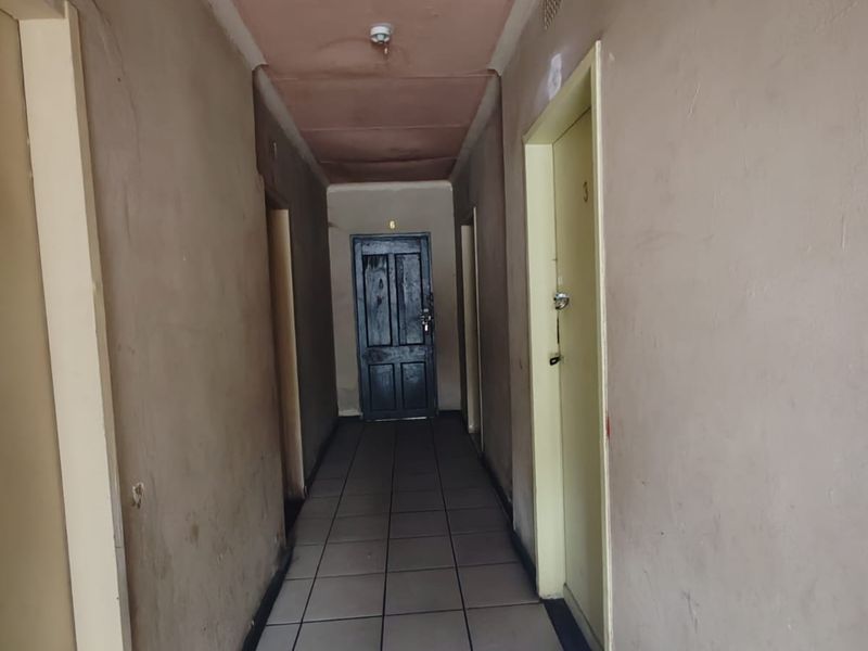 Investment Property for Sale 12 Rooms - Photo 3