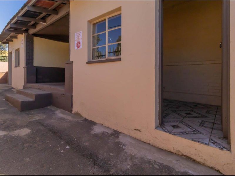 26 Rooms Investmnt Property - Photo 3