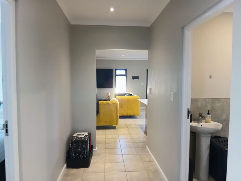 3 Bedroom House For Sale In Kidds Beach - Photo 8