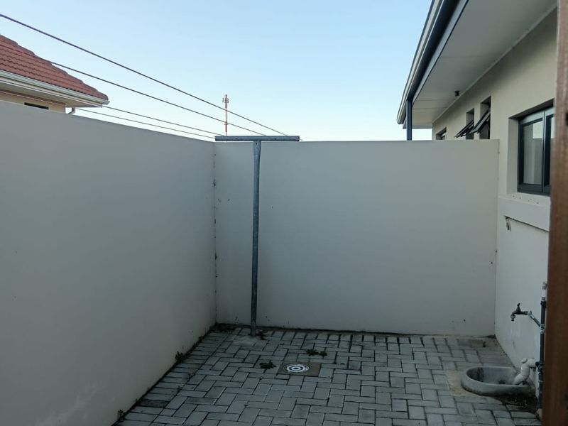 3 Bedroom House For Sale In Kidds Beach - Photo 7