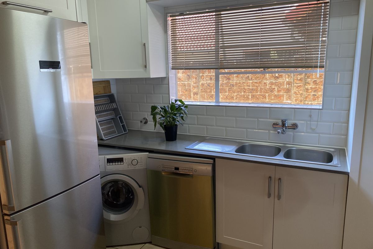 4 Bedroom Property in Estate In Ravenswood - Photo 5