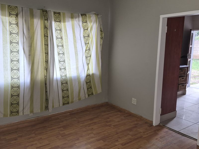 Family house for sale in witbank ext 29. - Photo 10