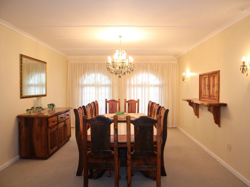 Pretty as a Picture: Charming Home in an Idyllic Setting - Photo 7