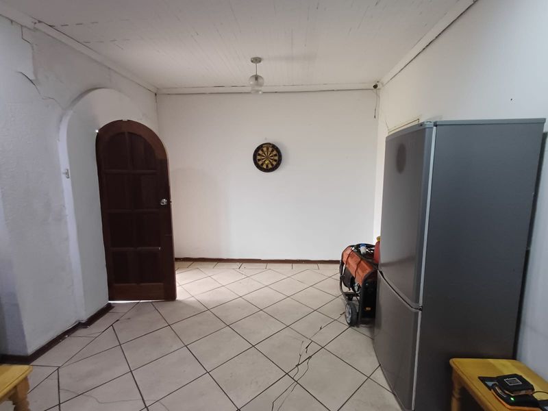 Renovators Dream For Sale In SW 1 - Photo 9