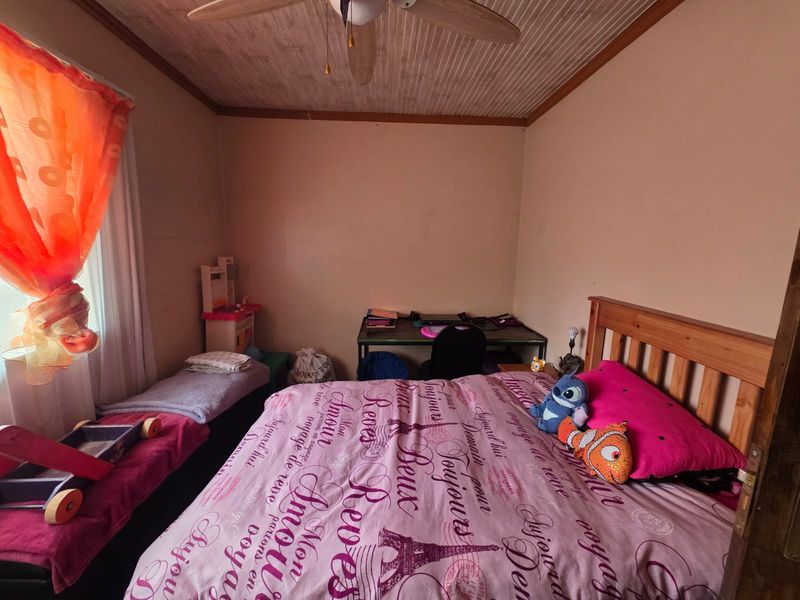COZY FAMILY HOME FOR SALE IN SASOLBURG - Photo 6