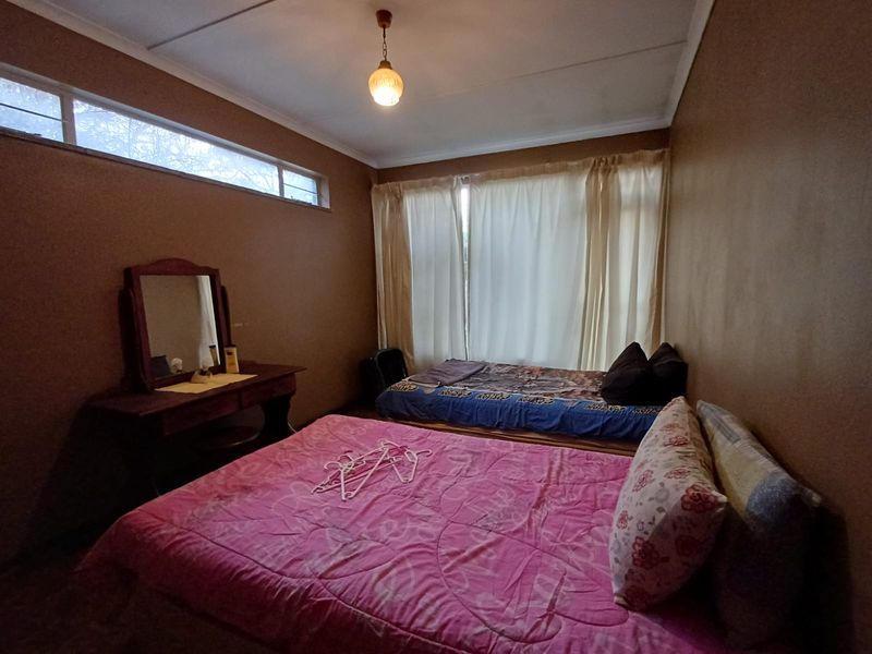 Do You Want Yard Space In The Magnificent Area Of SW 5. 70% OFF THE GRID - Photo 10