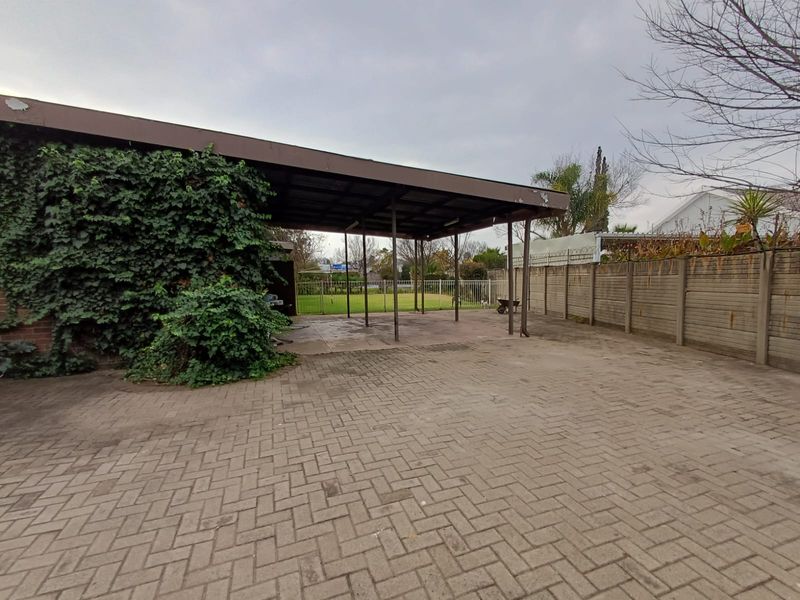 Do You Want Yard Space In The Magnificent Area Of SW 5. 70% OFF THE GRID - Photo 6