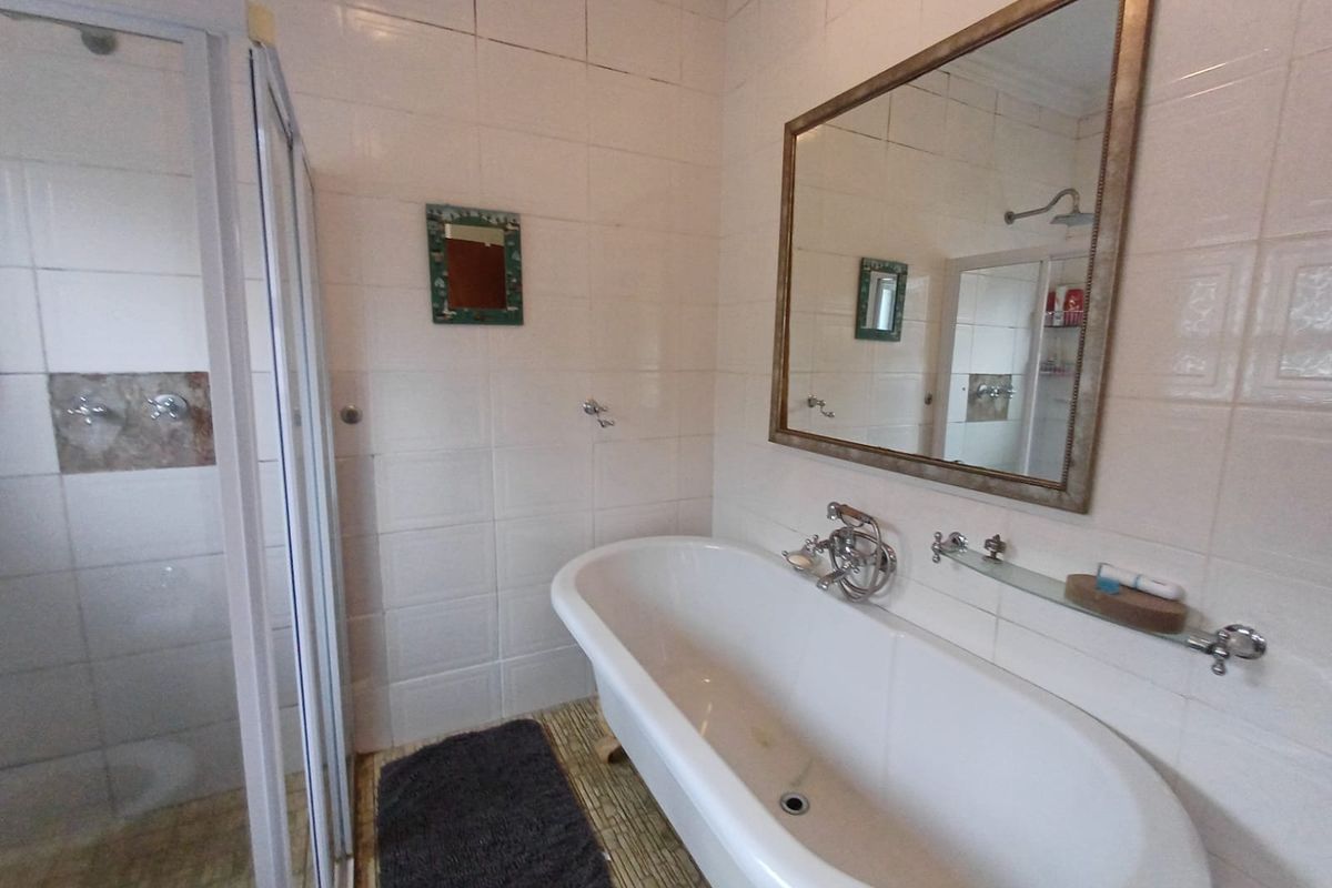 Do You Want Yard Space In The Magnificent Area Of SW 5. 70% OFF THE GRID - Photo 2