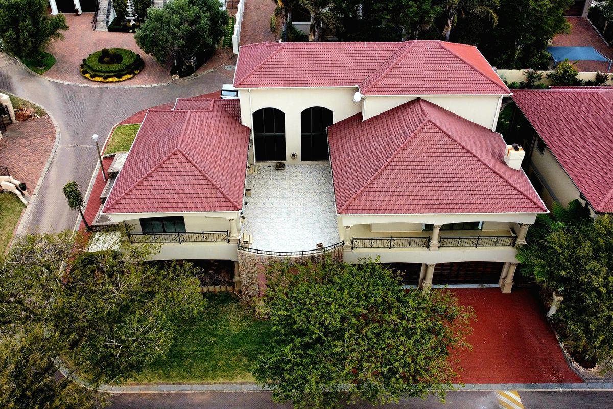 Sophisticated 4 Bedroom Residence in Reyno Heights, Ben Fleur - Photo 2