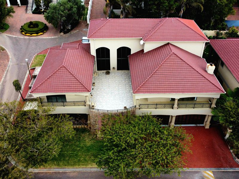 Sophisticated 4 Bedroom Residence in Reyno Heights, Ben Fleur - Photo 2