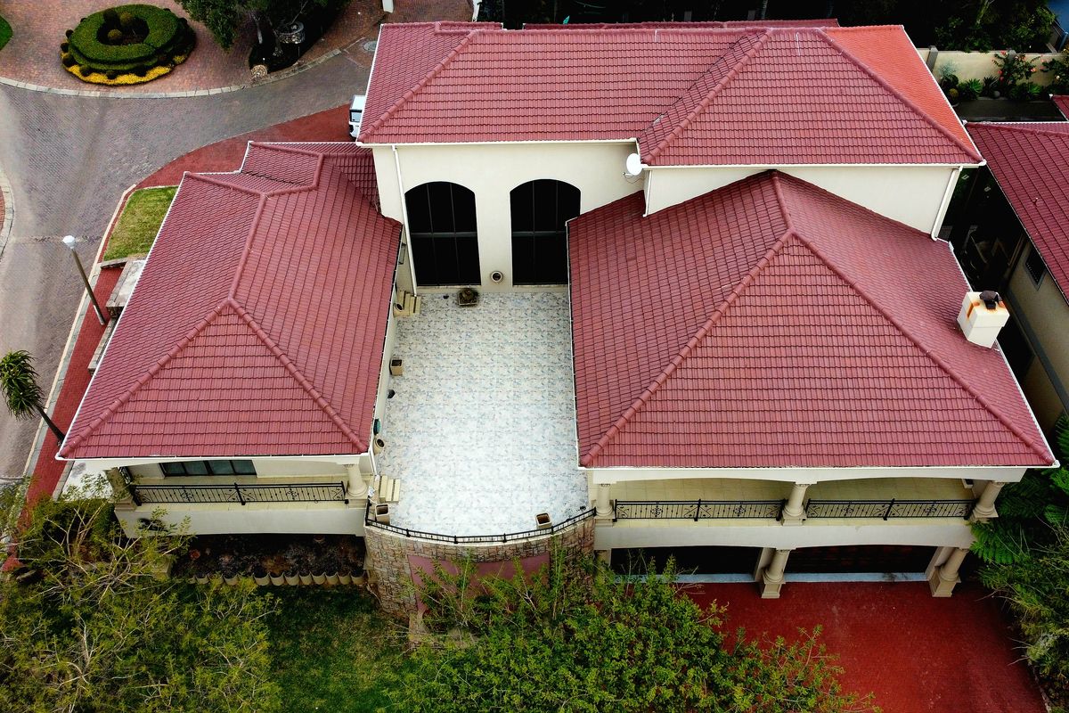 Sophisticated 4 Bedroom Residence in Reyno Heights, Ben Fleur - Photo 3