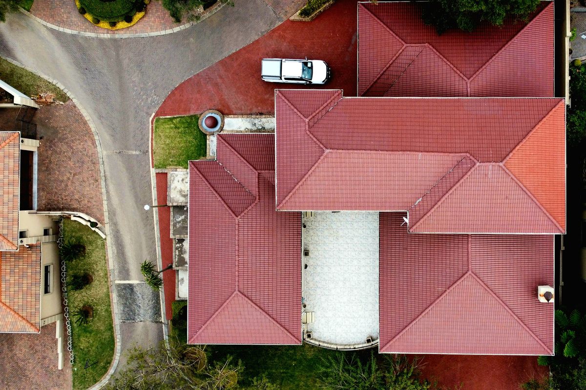Sophisticated 4 Bedroom Residence in Reyno Heights, Ben Fleur - Photo 5