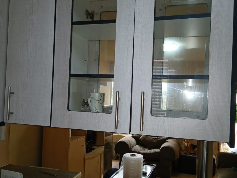 Charming 2 Bedroom Ground-Floor Apartment with Private Garden in a Secure Lifestyle Complex - Photo 7