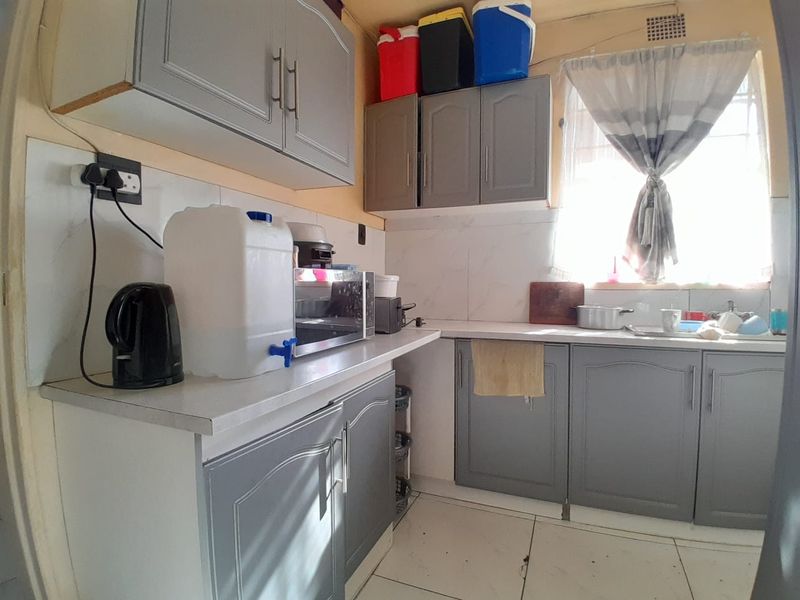 Welcome to this very spacious 3-bedroom flat. - Photo 5