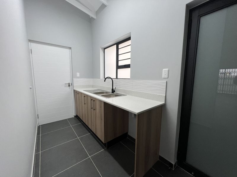 Move-In Ready - Fountains Estate - Photo 7