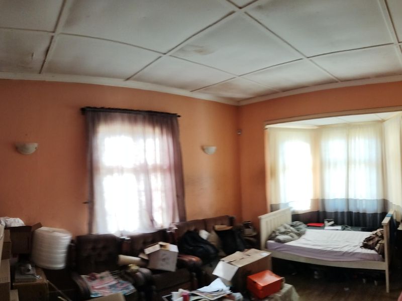 Opportunity Awaits: Bring This House Back to Life - Photo 5