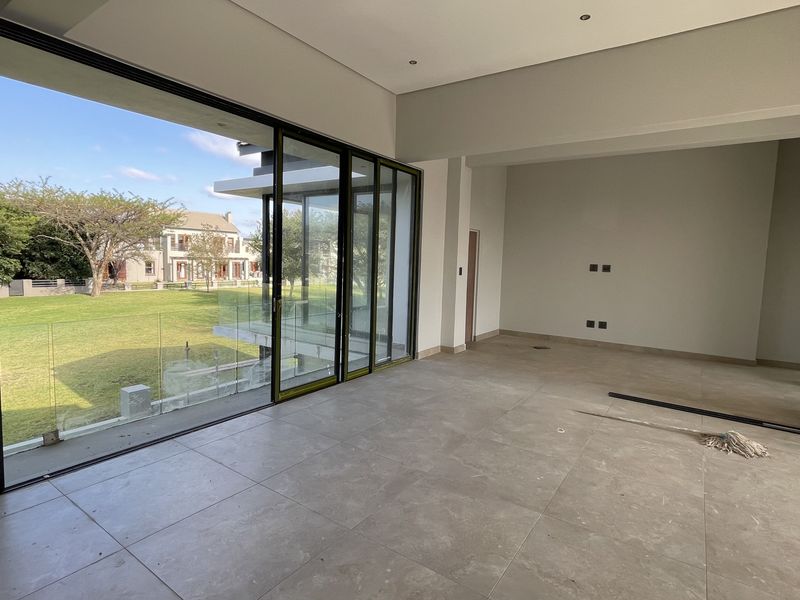 Modern 5-Bedroom Double-Storey Home for Sale in Copperleaf Golf Estate - Photo 5
