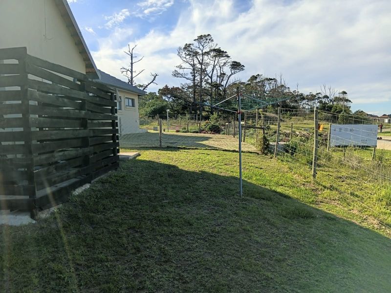 Modern 2 Bedroom House For Sale In Kidds Beach - Photo 5