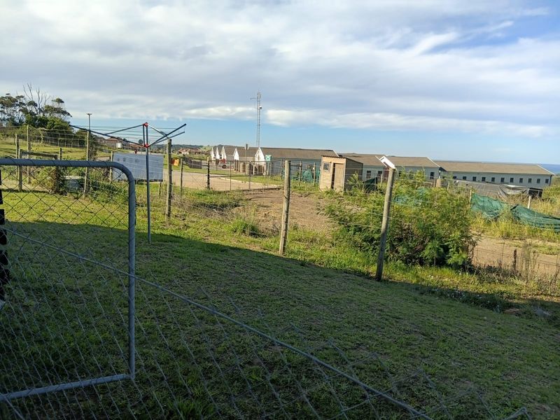 Modern 2 Bedroom House For Sale In Kidds Beach - Photo 6
