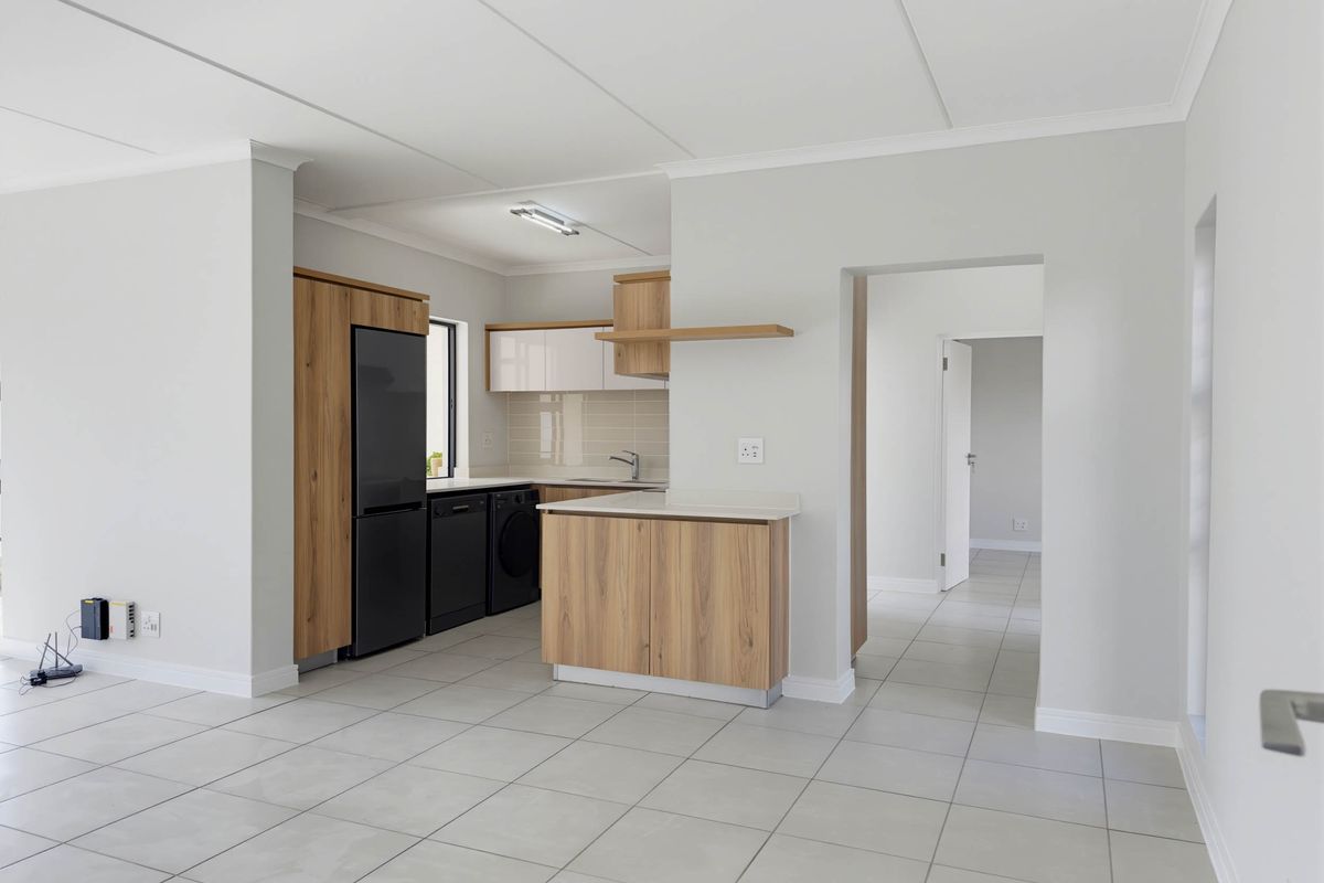 Modern 3-Bedroom Luxury Apartment in Ballito Hills Estate – Comfort, Style & Prime Location - Photo 5